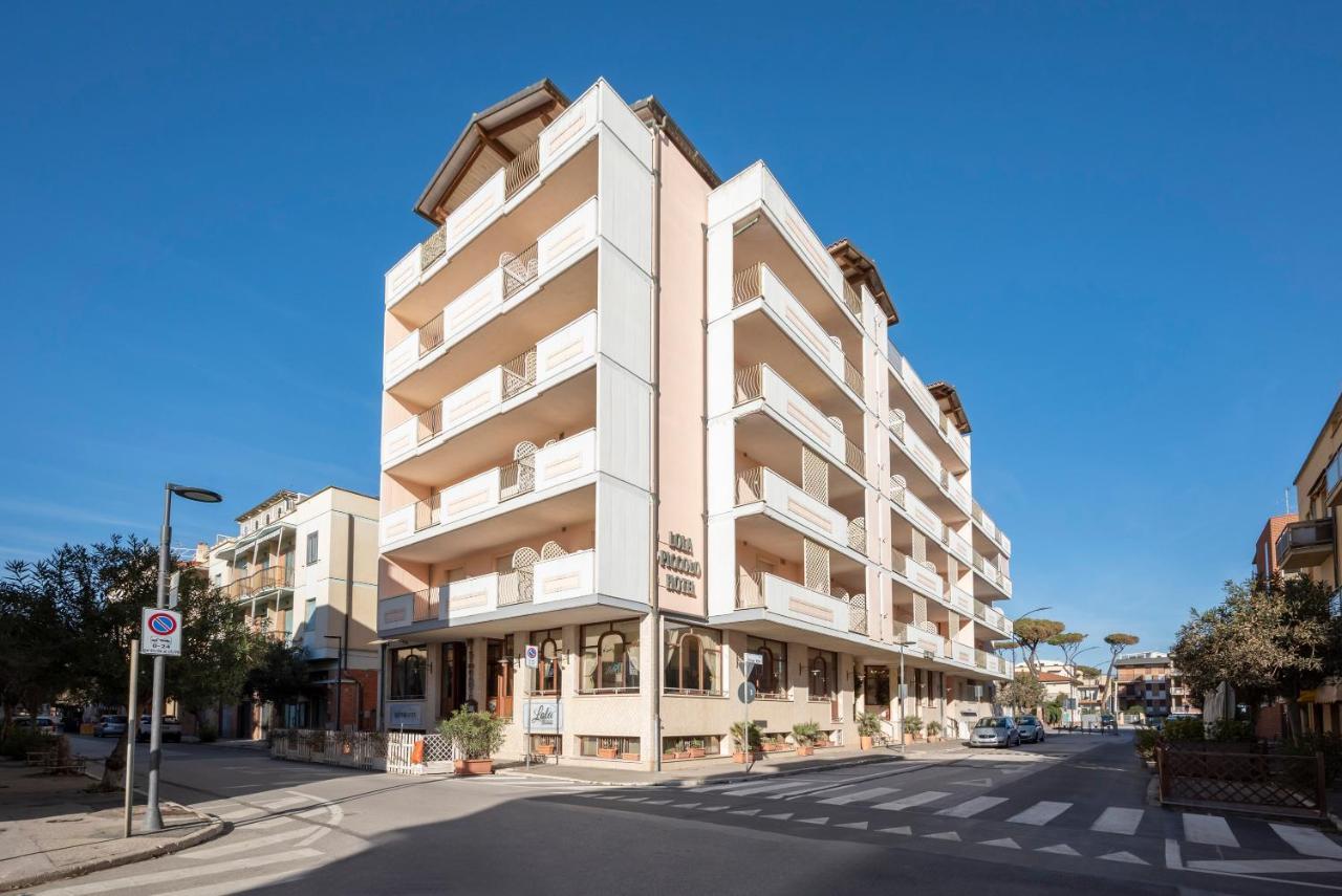 Lola Piccolo Hotel E Appartamenti Марина-ді-Гроссето Екстер'єр фото